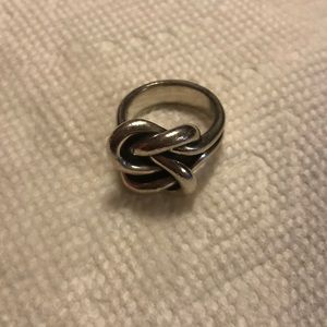 Retired James Avery ring